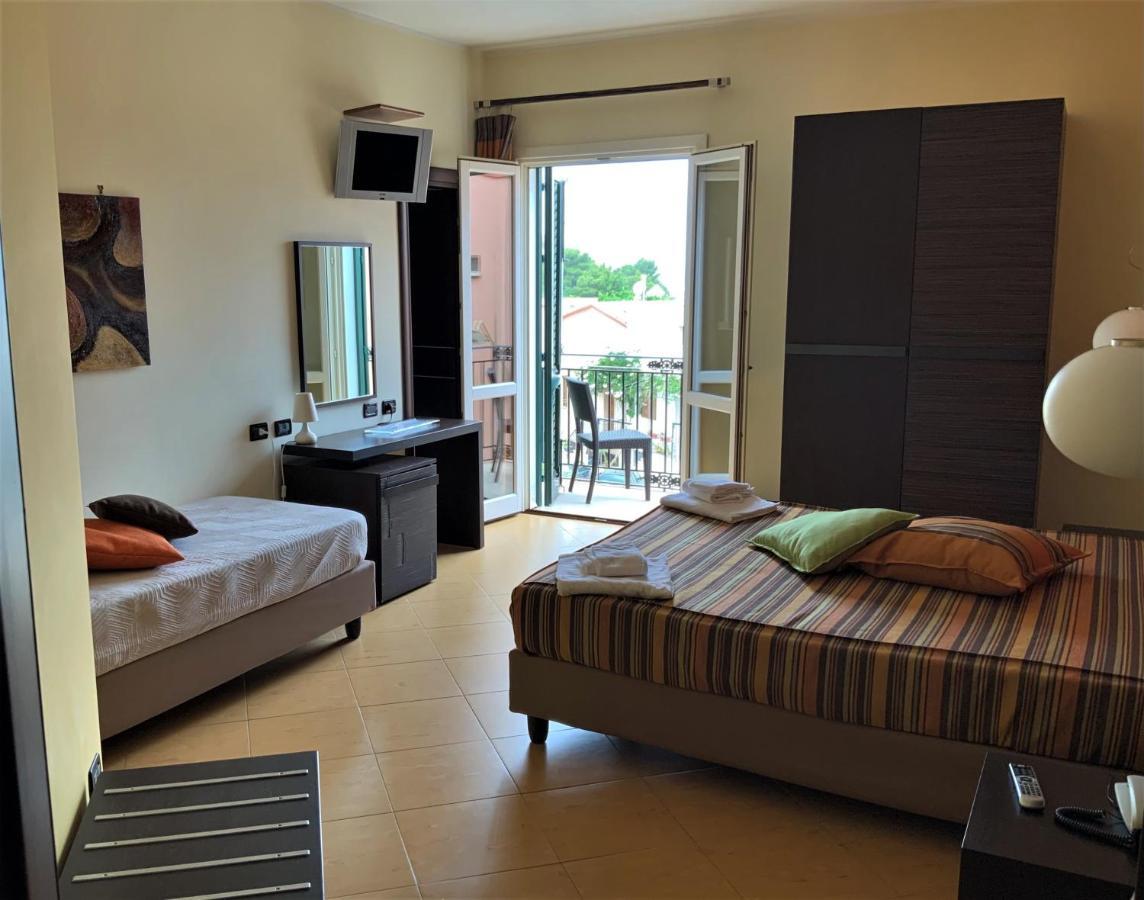 Cerri Hotel Трапани Екстериор снимка