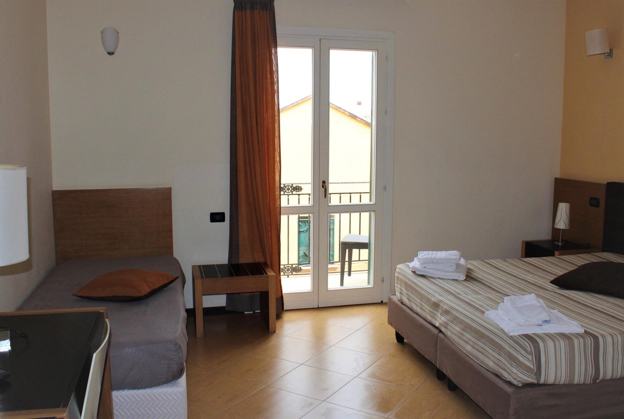 Cerri Hotel Трапани Екстериор снимка